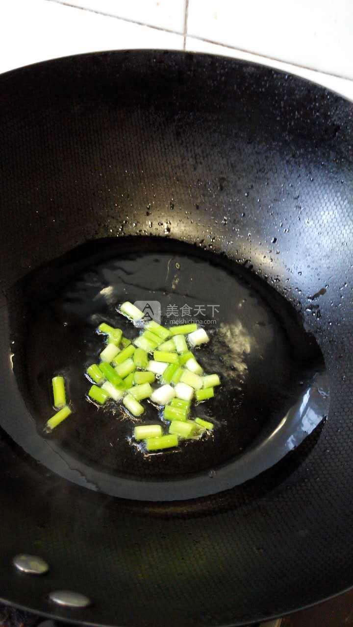 西紅柿炒茄子的做法步驟：5