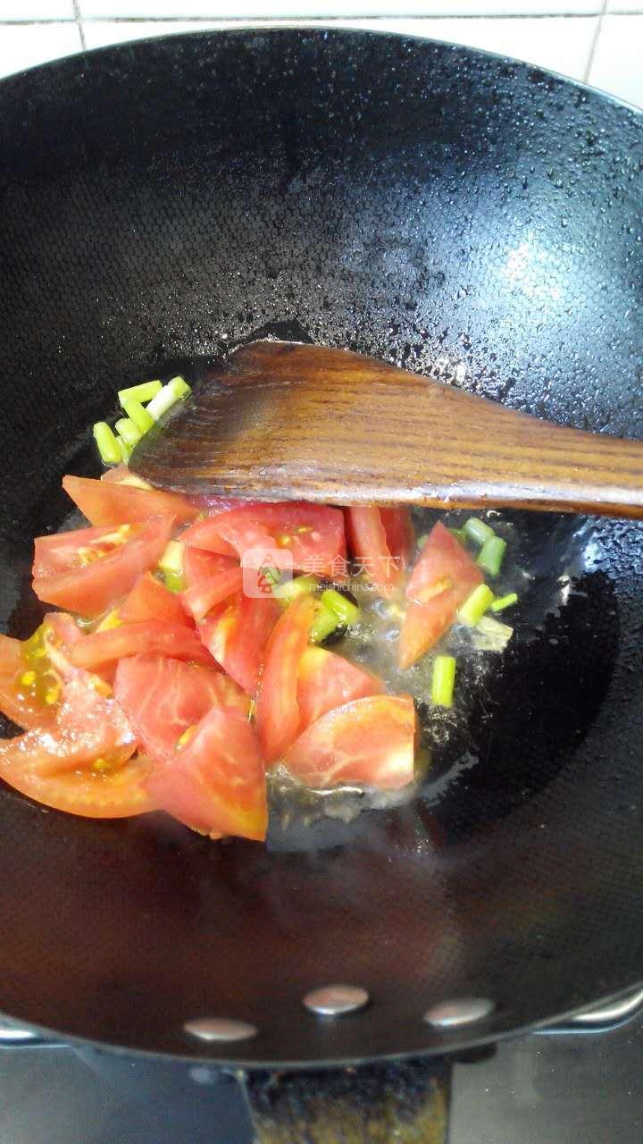 西紅柿炒茄子的做法步驟：6