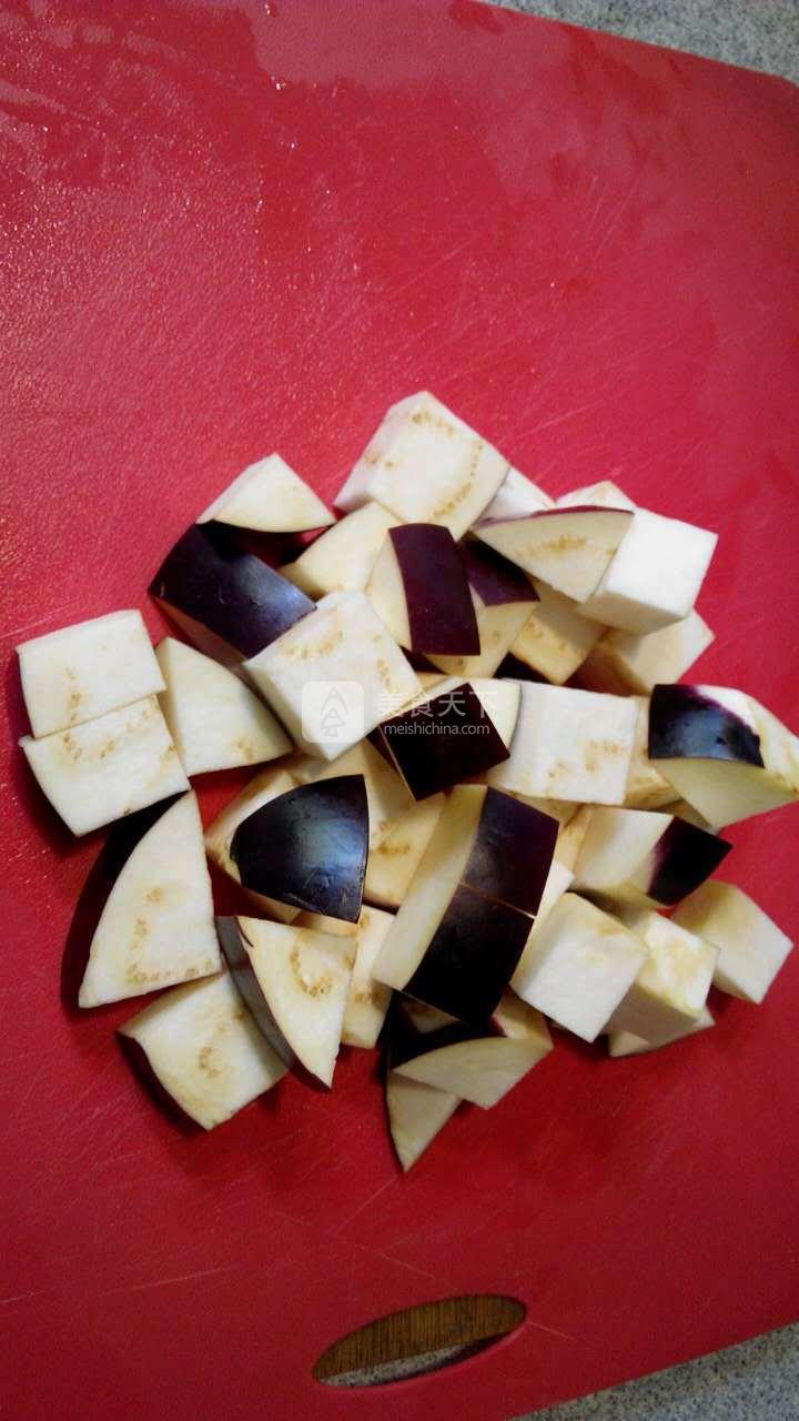 西紅柿炒茄子的做法步驟：4