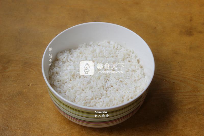 健康養顏菠蘿飯的做法步驟：3