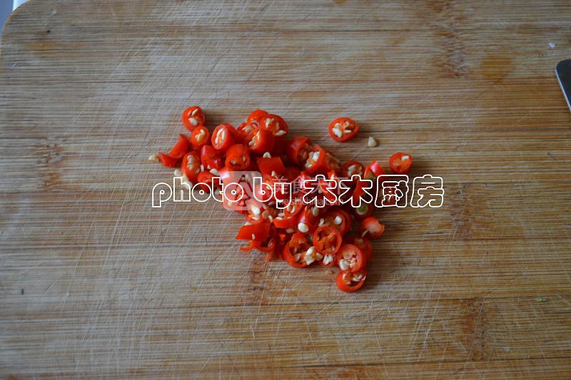 豌豆苗拌核桃仁的做法步驟：6