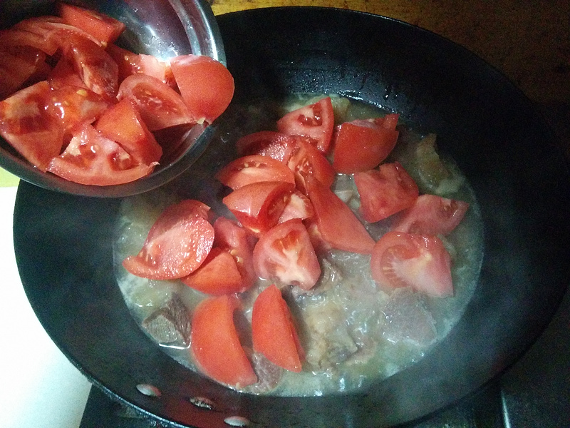 【西紅柿炖牛肉】的做法步驟：17