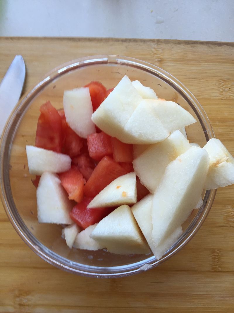 西紅柿梨汁的做法步驟：2