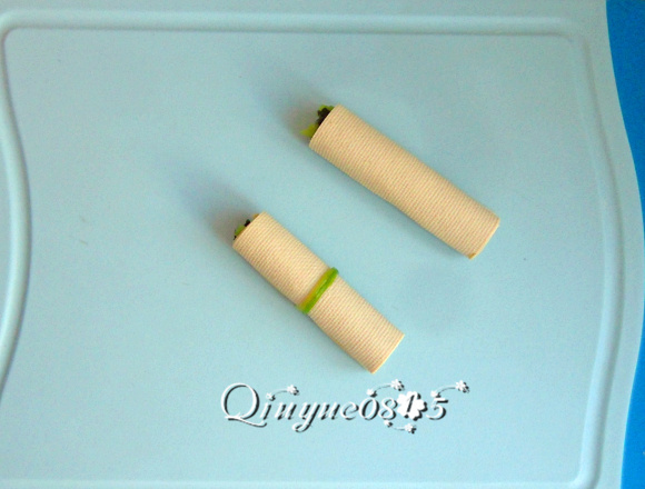 菠菜豆皮卷的做法步驟：7