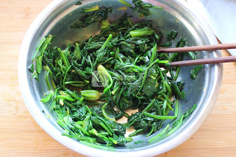 麻油菠菜塔的做法步驟：5