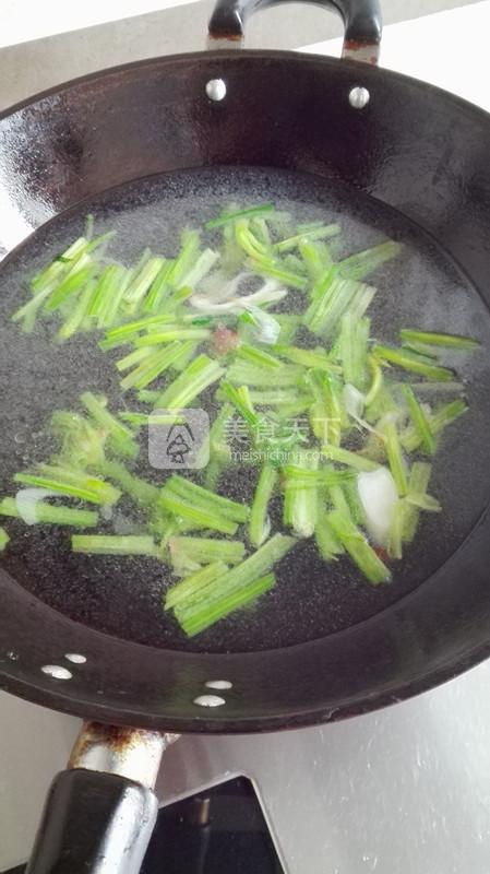 菠菜雞蛋疙瘩湯的做法步驟：5