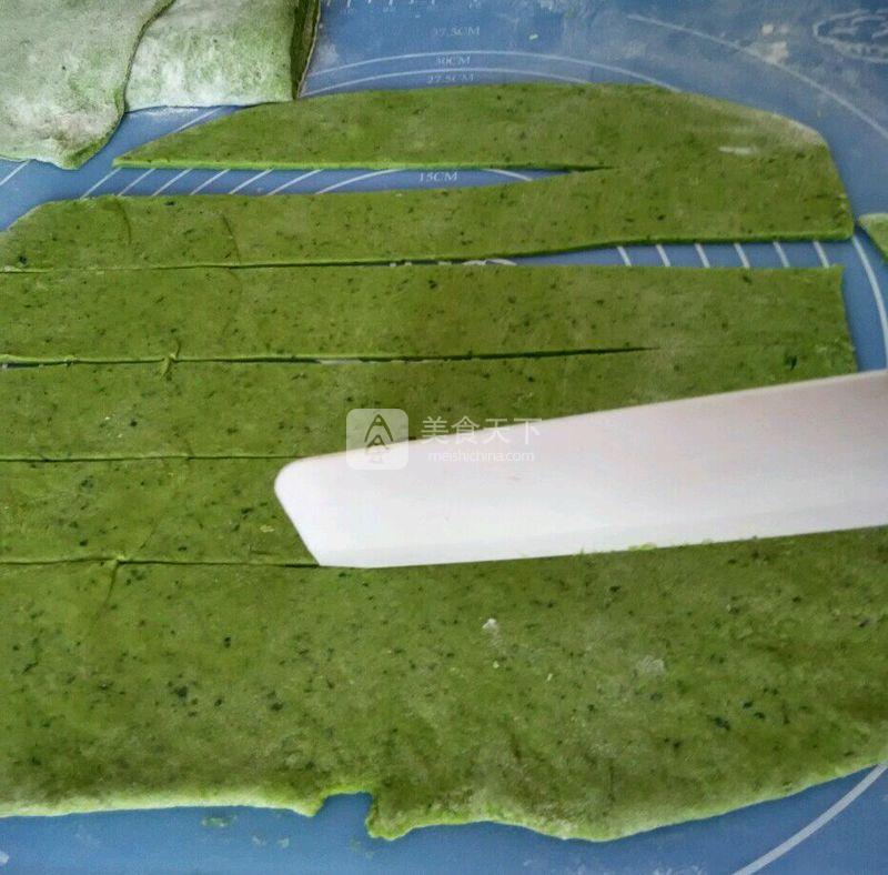 菠菜雞蛋面的做法步驟：6