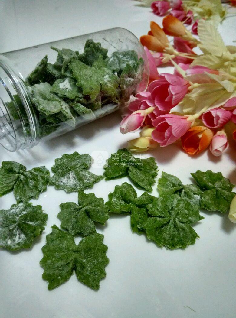 菠菜雞蛋面的做法步驟：9