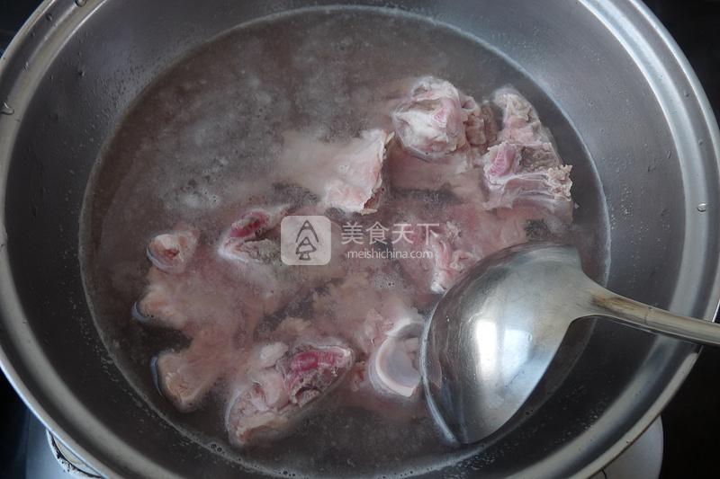 燕麥羊骨粥的做法步驟：2