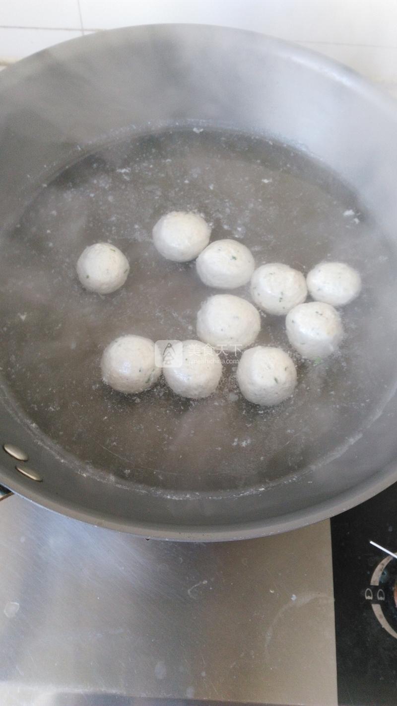 健康美味低脂減肥佳品~~~芹菜雞胸肉丸子的做法步驟：11