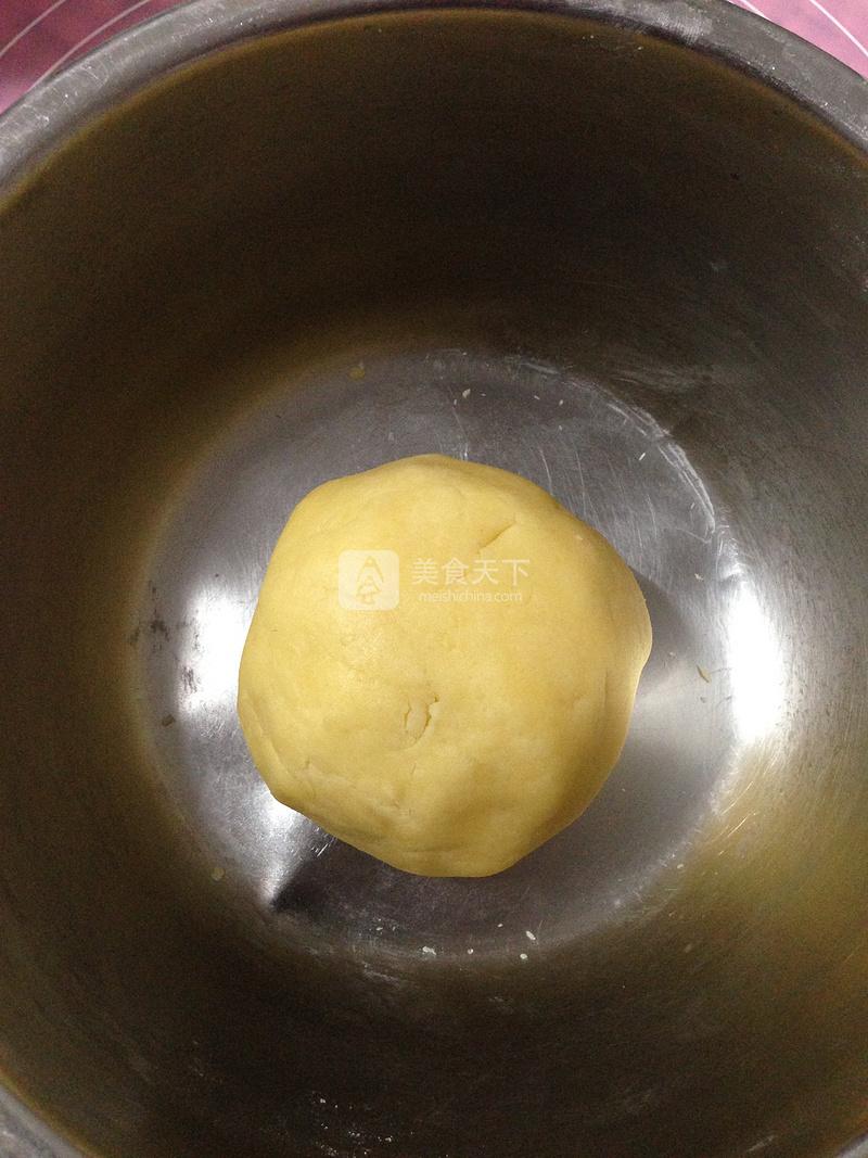 杏仁焦糖蘋果派的做法步驟：4