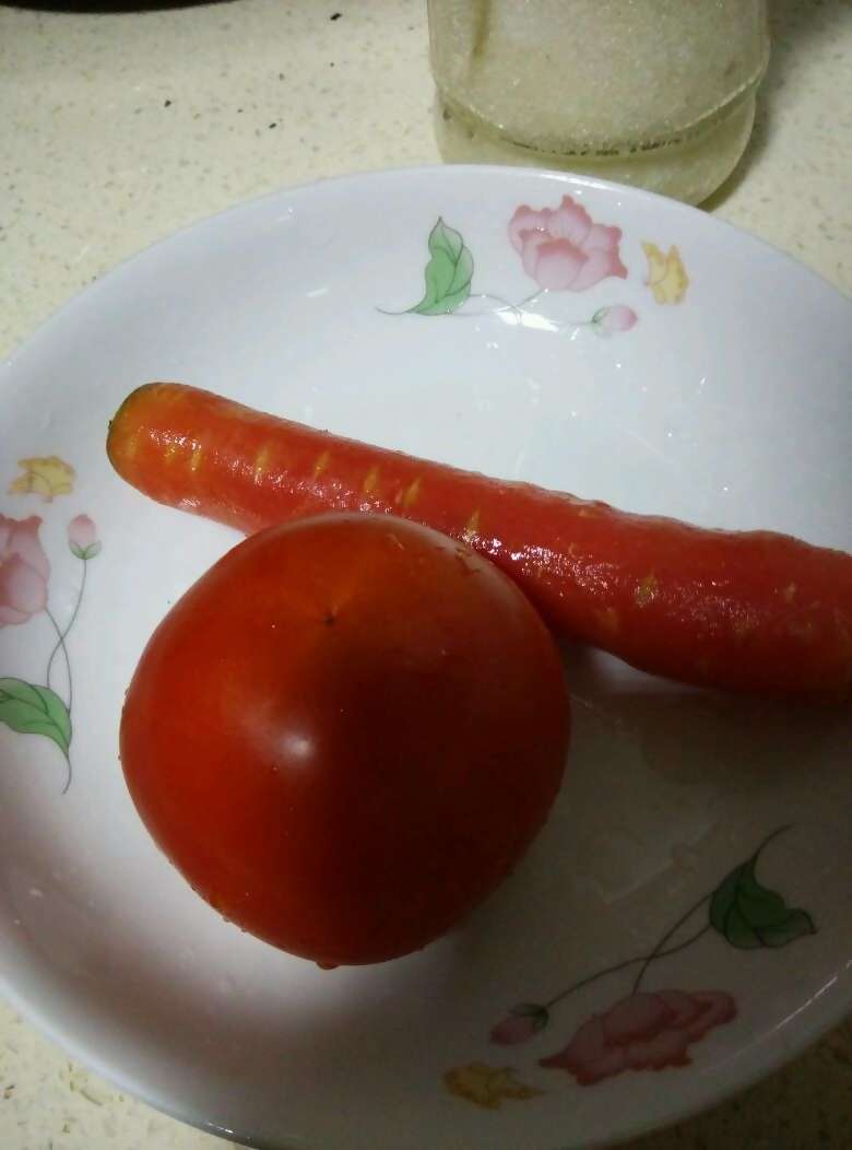 番茄胡蘿卜羹的做法步驟：1