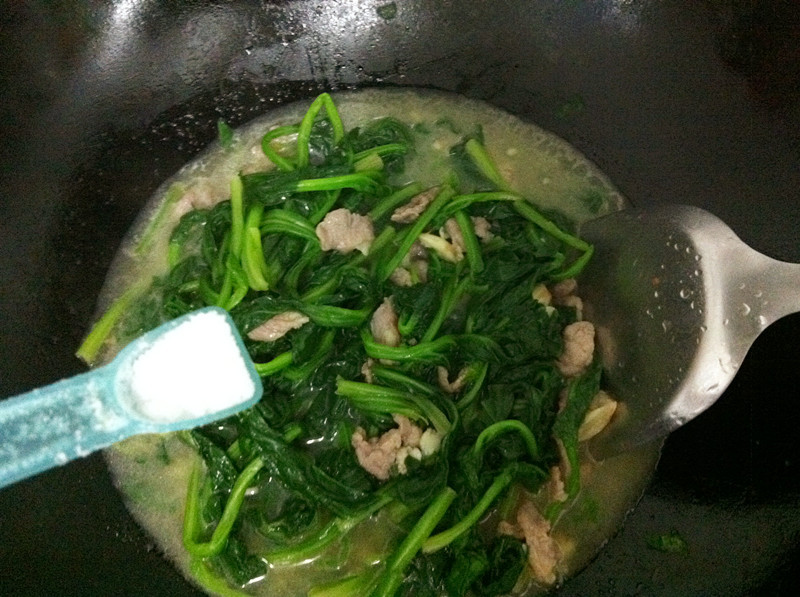 上湯菠菜的做法步驟：12