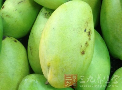青芒果(淨重)400g，麥芽糖50g，砂糖80g