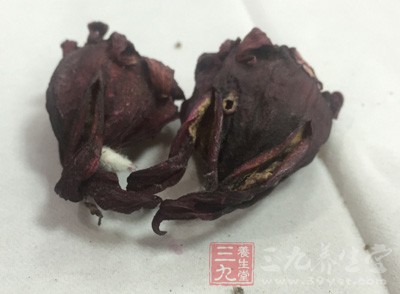 洛神花含有豐富的青花素、黃銅素、多酚、可養顏美容，調整血脂