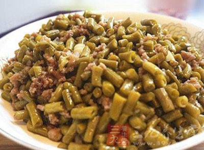 對於那些想學習肉末酸缸豆做法的人就可以來看看下面的內容