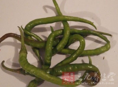 加入8顆完整的花椒粒