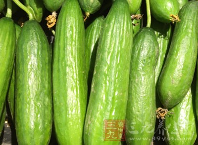 主料：蘆荟葉肉50一150克
