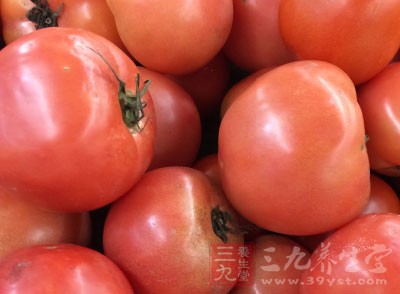 西紅柿、鹹肉粒、自家秘制叉燒粒、玉米粒