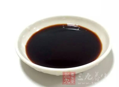 我做的這個就是蒸臭豆腐：放油，鹽，醬油，辣椒，蔥