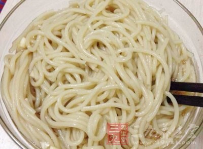 撈面的種類有很多，面對不同的撈面吃法