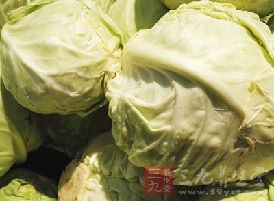 卷心菜雖然看似平凡，但是它的功效確實很多