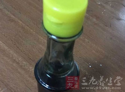 細砂糖1/2小匙，辣油1小匙，香油1小匙