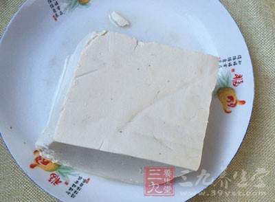 鐵板豆腐因為其獨特的材料和做法