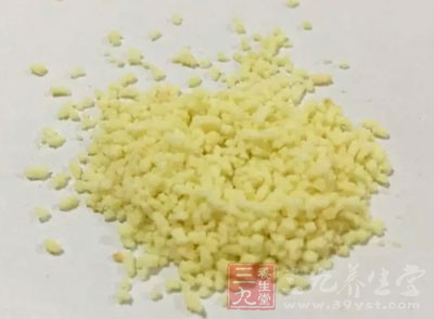 可以加點雞精，攪拌攪拌