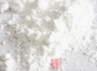 面粉200克、黑豆粉50克、荞麥粉50克、芸豆角200克