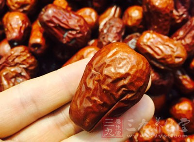 紅棗除了直接食用或者泡茶和外，其實還可以做成很多的食物