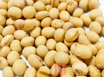 黃豆,葡萄糖內脂,黃花菜,肉絲 黃豆,葡萄糖內脂,黃花菜,肉絲