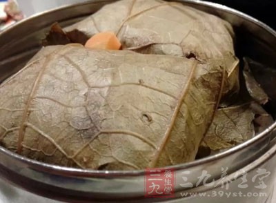 荷葉的吃法其實很多,荷葉茶、荷葉飯等一些好吃的做法 荷葉的吃法其實很多,荷葉茶、荷葉飯等一些好吃的做法