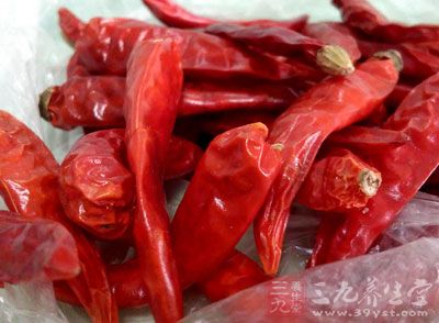 花甲，紅椒，韭菜，鹽