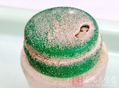 撒入鹽,白胡椒粉和香油,出鍋 撒入鹽,白胡椒粉和香油,出鍋