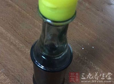 將所有材料放在一起,加入鹽、醋、白糖、蔥油、香油拌勻即可 將所有材料放在一起,加入鹽、醋、白糖、蔥油、香油拌勻即可