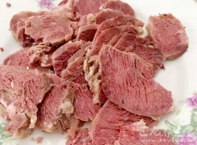 烤牛肉,要注意的就是它的材料和火候了 烤牛肉,要注意的就是它的材料和火候了