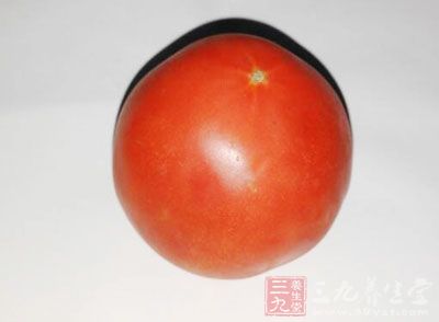 番茄1個,豆腐1塊,魚片200克,油、料酒、澱粉、胡椒粉、鹽、蔥姜、雞精適量 番茄1個,豆腐1塊,魚片200克,油、料酒、澱粉、胡椒粉、鹽、蔥姜、雞精適量