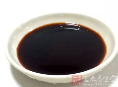 醋100cc，橄榄油90cc，鹽1小匙，砂糖2大匙