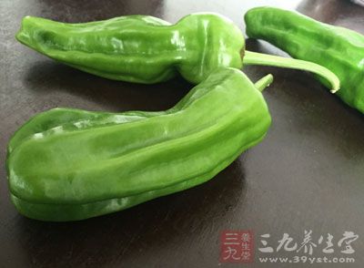 豆腐、雞蛋、青椒、鹹菜、蒜瓣、生抽、醋、白糖、香油