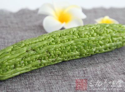 苦瓜,作為一種涼性食物,夏天吃效果自然不用說 苦瓜,作為一種涼性食物,夏天吃效果自然不用說