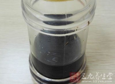 苦瓜一根,鹽,香油,蒜泥,醋,紅辣椒 苦瓜一根,鹽,香油,蒜泥,醋,紅辣椒