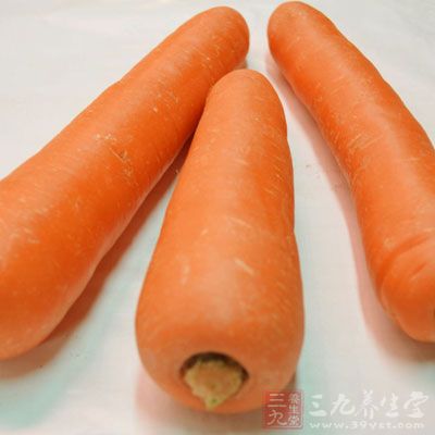 面條,青椒,胡蘿卜,蔥,紅辣椒,鹽,生抽,麻油,芝麻醬,香醋 面條,青椒,胡蘿卜,蔥,紅辣椒,鹽,生抽,麻油,芝麻醬,香醋