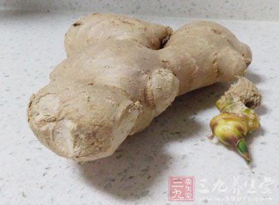 仙茅20克,大蝦250克,生姜2片,鹽少許 仙茅20克,大蝦250克,生姜2片,鹽少許