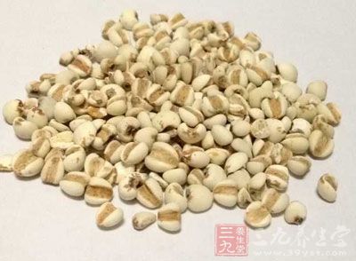 綠豆50克,薏米15克,南瓜300克,冰糖,食鹽若干 綠豆50克,薏米15克,南瓜300克,冰糖,食鹽若干