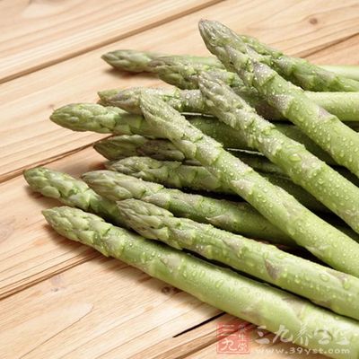 蘆筍雖好，但不宜生吃
