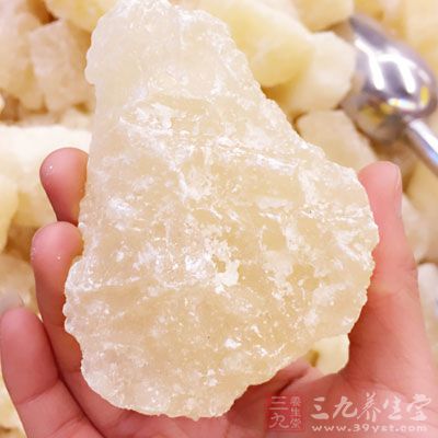 帶皮五花豬肉,醬油,2塊老冰糖,料酒,鹽,2塊生姜拍扁 帶皮五花豬肉,醬油,2塊老冰糖,料酒,鹽,2塊生姜拍扁