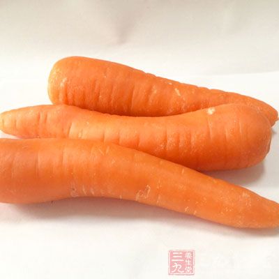 西葫蘆香菇,胡蘿卜,松子,蔥,姜鹽,白糖,雞精,胡椒粉,香油 西葫蘆香菇,胡蘿卜,松子,蔥,姜鹽,白糖,雞精,胡椒粉,香油