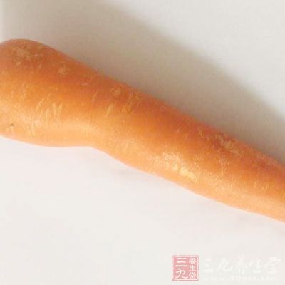 大米100g,鮮香菇4g,鴨腿肉100g,胡蘿卜1/4根 大米100g,鮮香菇4g,鴨腿肉100g,胡蘿卜1/4根