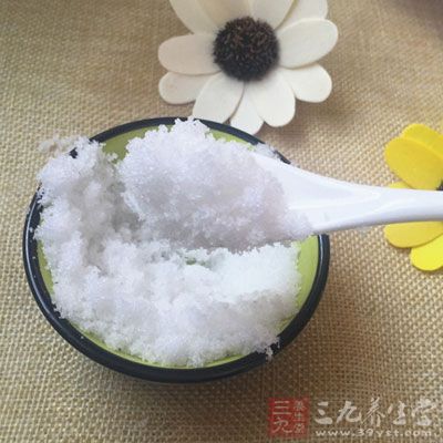 高粉200克,全麥粉60克,酵母3克,水158克,糖40克,鹽4克,黃油15克 高粉200克,全麥粉60克,酵母3克,水158克,糖40克,鹽4克,黃油15克